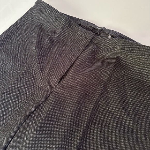 Tahari gray dress pants size 8 - Picture 3 of 7
